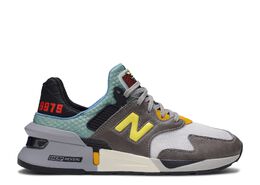 New Balance: Серые кроссовки 