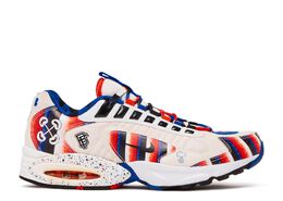 Nike: Серые кроссовки  Air Max Triax 96