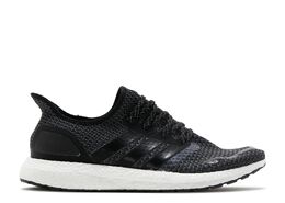 Adidas: Чёрные кроссовки  UltraBoost