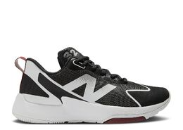 New Balance: Чёрные кроссовки  FuelCell