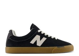 New Balance: Чёрные кроссовки 