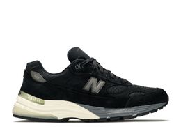 New Balance: Чёрные кроссовки  992