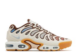 Nike: Бежевые кроссовки Air Max Plus