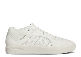 Adidas: Бежевые кроссовки  Tyshawn