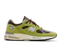 New Balance: Зелёные кроссовки 