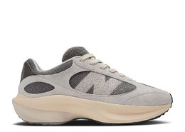 New Balance: Серые кроссовки 