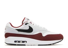 Nike: Тёмные кроссовки  Air Max 1