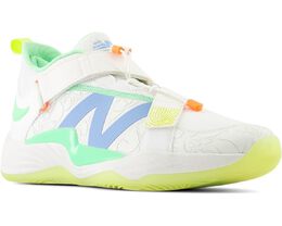 New Balance: Белые кроссовки  FuelCell