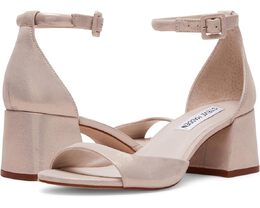 Steve Madden: Золотые туфли 