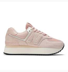 New Balance: Розовые кеды