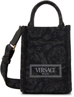 Versace: Чёрная сумка Barocco