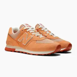 New Balance: Оранжевые кроссовки  574