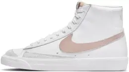 Nike: Белые кеды Blazer Mid 77