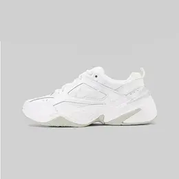 NIKE: Белые кроссовки  M2K Tekno