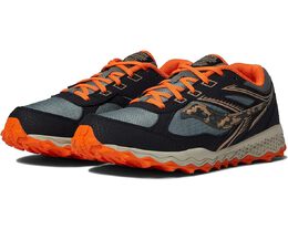 Saucony: Чёрные кроссовки 