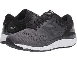 New Balance: Чёрные кроссовки 