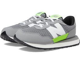 New Balance: Зелёные кроссовки  237