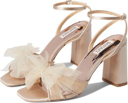 Badgley Mischka: Прозрачные туфли 