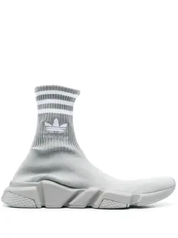Balenciaga: Светлые кроссовки  Speed