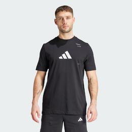 Adidas: Спортивная футболка 