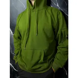 CP Company: Толстовка цвета хаки