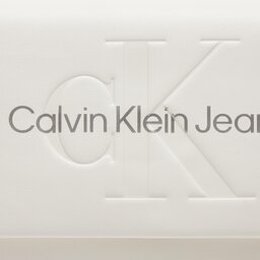 Calvin Klein Jeans: Белая сумка