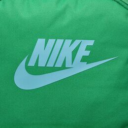 Nike: Зелёный рюкзак Heritage