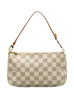 Louis Vuitton Pre-Owned: Белый клатч