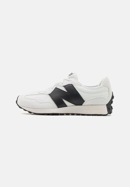 New Balance: Чёрные кроссовки  327