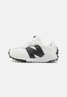 New Balance: Белые кроссовки 