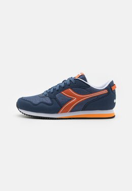 Diadora: Голубые кроссовки