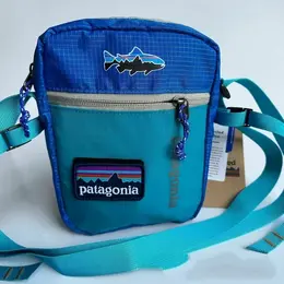 patagonia: Синяя сумка