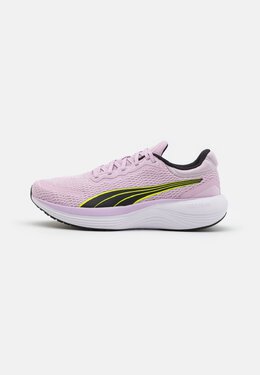 PUMA: Чёрные кроссовки 