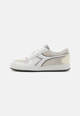 Diadora: Белые кроссовки 