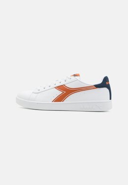 Diadora: Белые кроссовки