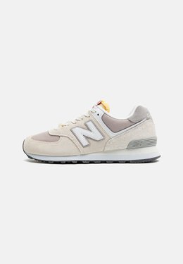 New Balance: Белые кроссовки 