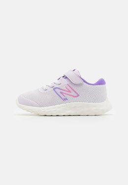 New Balance: Кроссовки  520