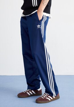 Adidas Originals: Спортивные брюки 