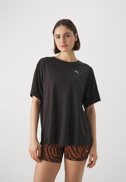 PUMA: Спортивная футболка 