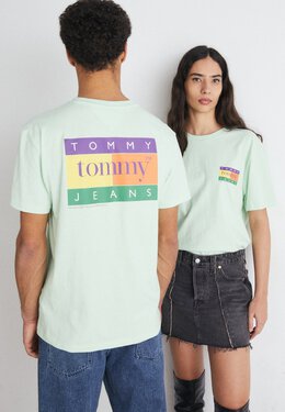 Tommy Jeans: Футболка с принтом 