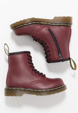 Dr. Martens: Ботинки  1460