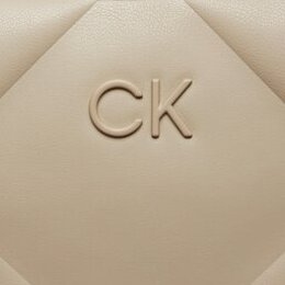 Calvin Klein: Бежевая сумка