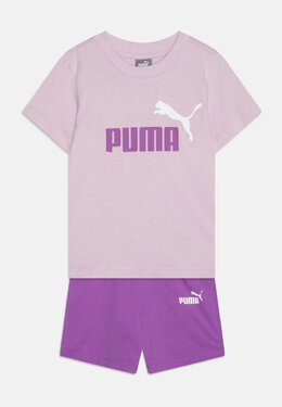 PUMA: Спортивные шорты 