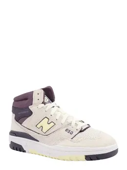 New Balance: Бежевые кроссовки 