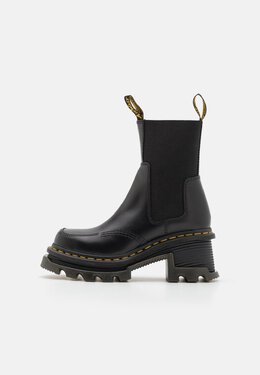 Dr. Martens: Чёрные ботинки 