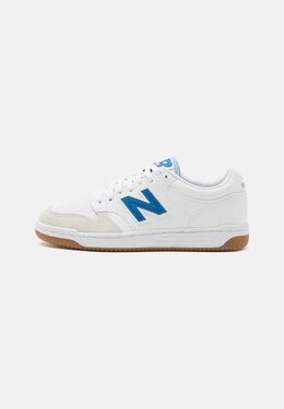 New Balance: Белые кроссовки 