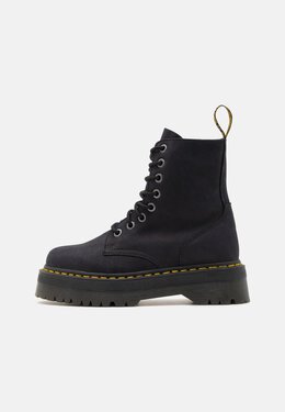 Dr. Martens: Ботинки  Jadon