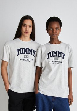 Tommy Jeans: Футболка с принтом 