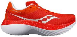 Saucony: Кроссовки  Kinvara