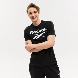 Reebok: Чёрная футболка 